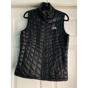 Women’s North Face Black Vest